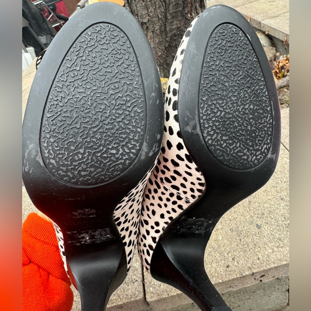 Brand new women's polka dot pump - Picture 4 of 6